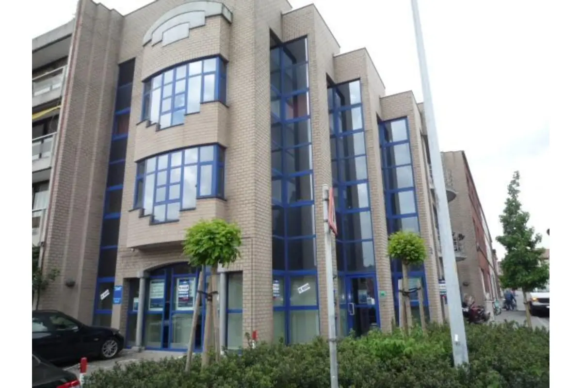 Handelszaak te  huur in Mechelen 2800 995.00€  slaapkamers 128.00m² - Zoekertje 172085