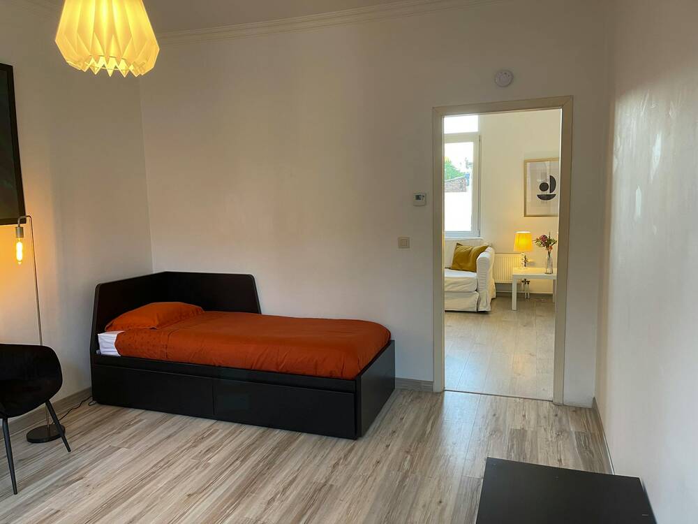 Appartement te  huur in Antwerpen 2060 900.00€ 0 slaapkamers 40.00m² - Zoekertje 1019568