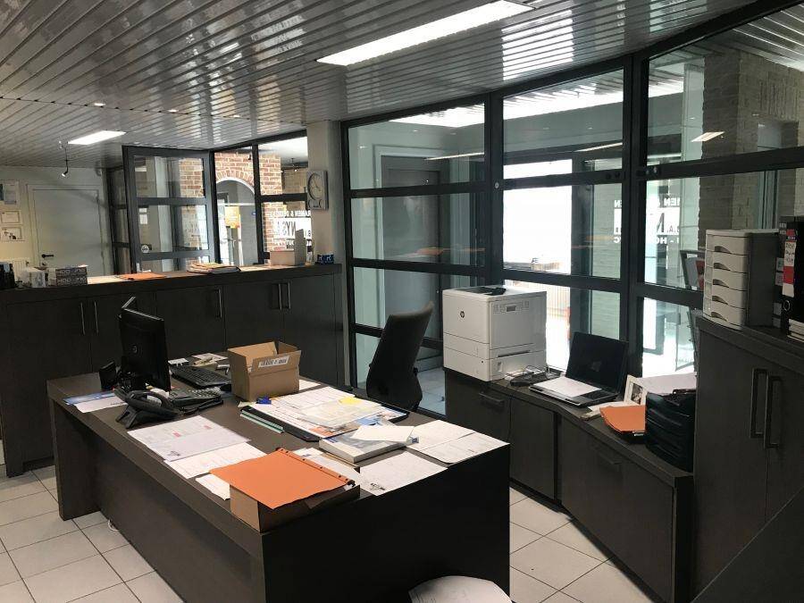 Handelszaak te  huur in Bouwel 2288 3041.67€  slaapkamers m² - Zoekertje 409