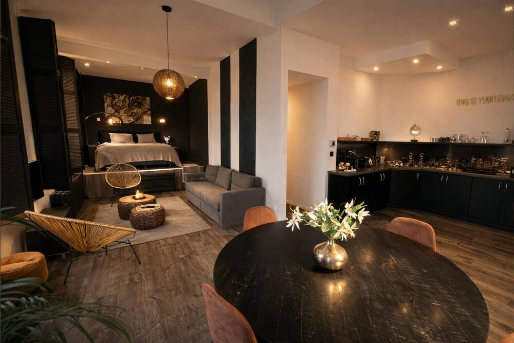 Appartement te  huur in Antwerpen 2000 2500.00€ 1 slaapkamers 80.00m² - Zoekertje 83913