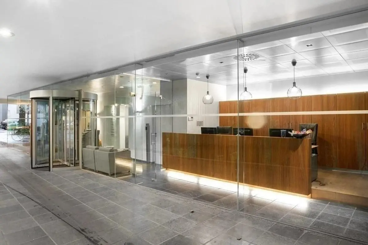 Handelszaak te  huur in Antwerpen 2018 5189.00€ 0 slaapkamers m² - Zoekertje 1384