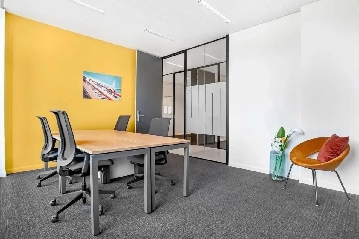 Handelszaak te  huur in Brecht 2960 949.00€ 0 slaapkamers m² - Zoekertje 190