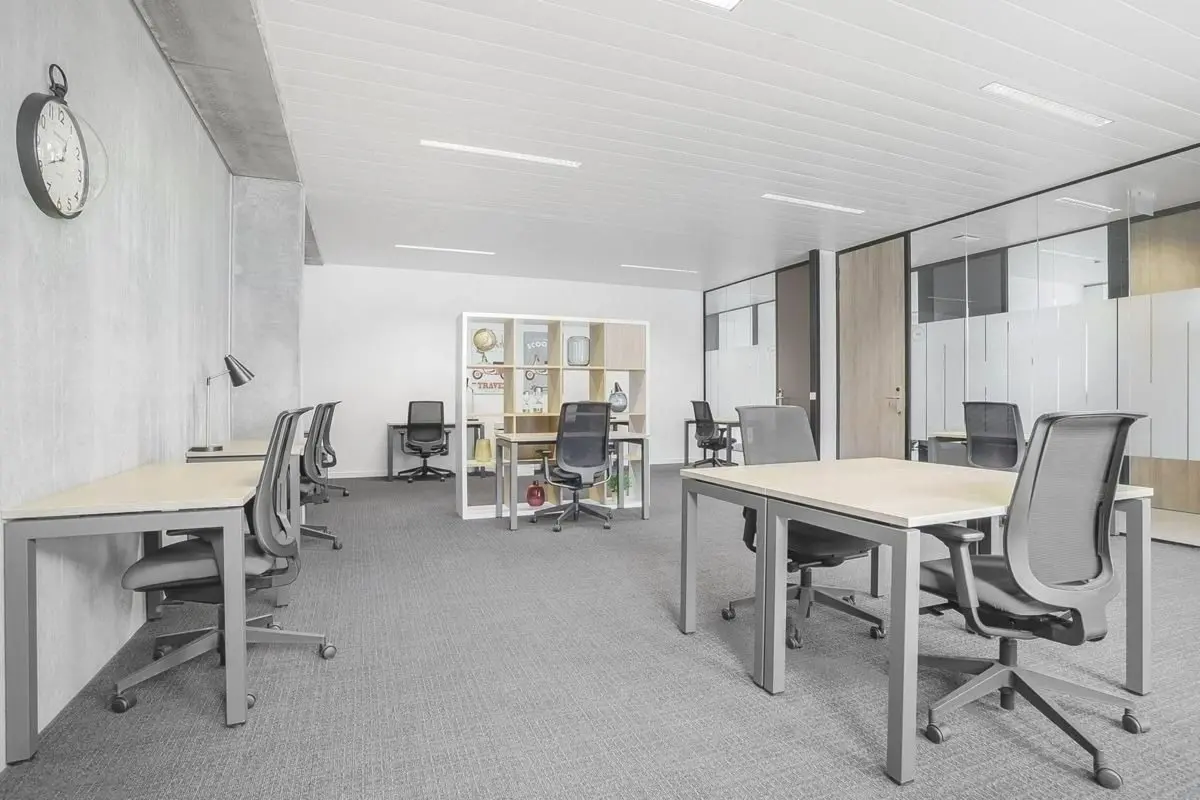 Handelszaak te  huur in Brecht 2960 5288.00€ 0 slaapkamers m² - Zoekertje 2140