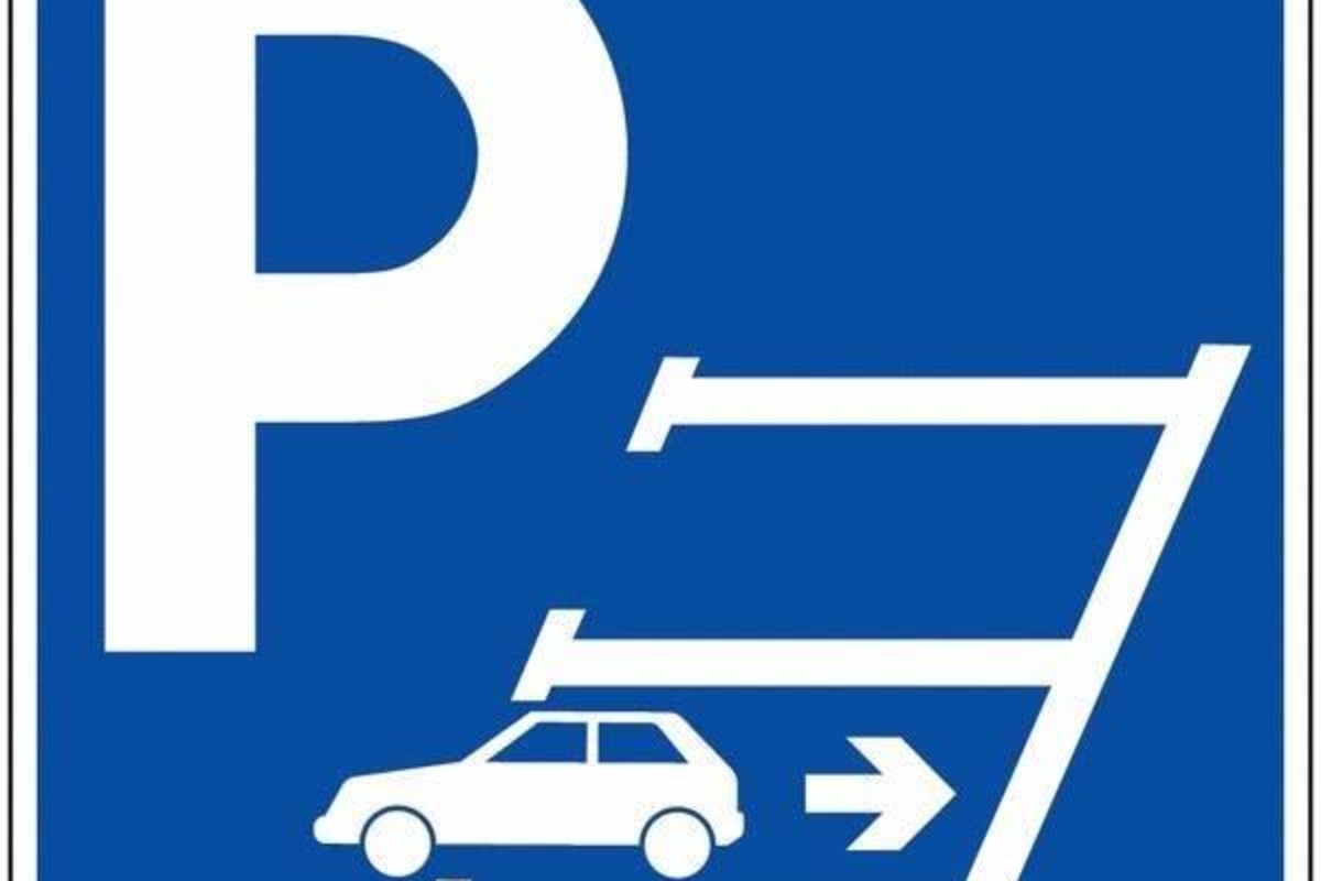 Parking & garage te  koop in Antwerpen 2020 14000.00€  slaapkamers m² - Zoekertje 710164