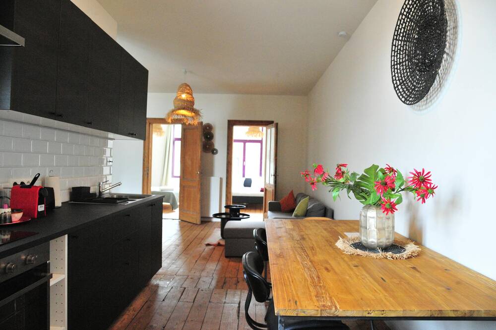 Appartement te  huur in Antwerpen 2000 2200.00€ 2 slaapkamers 80.00m² - Zoekertje 256750