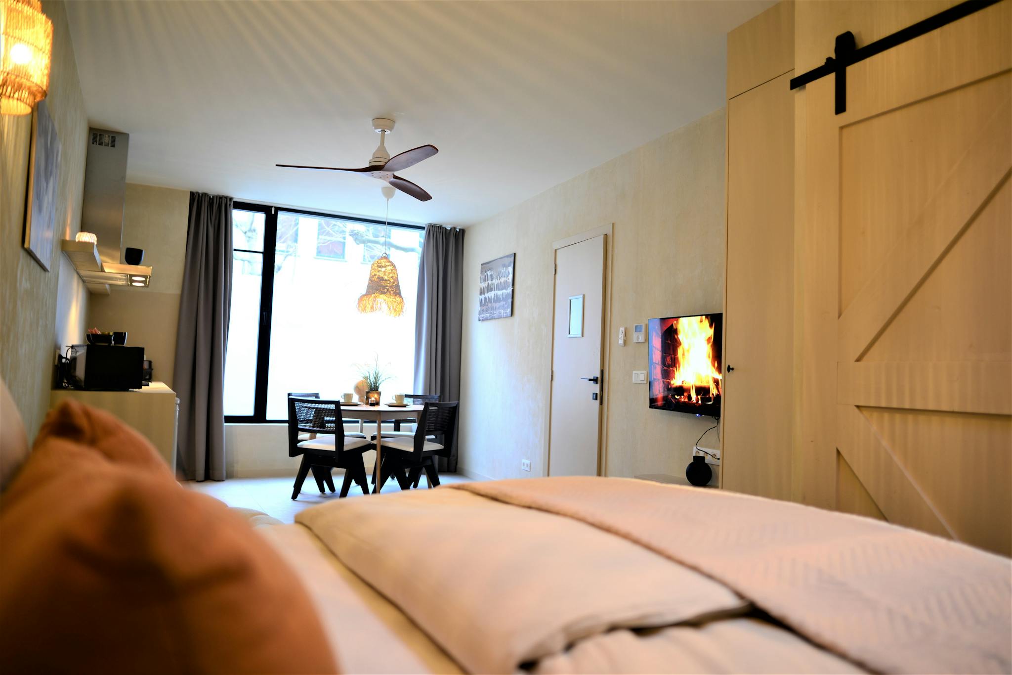 Appartement te  huur in Antwerpen 2000 1750.00€ 1 slaapkamers 40.00m² - Zoekertje 493716