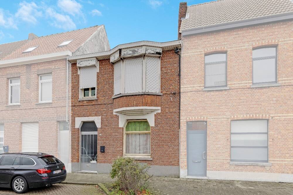 Huis te  koop in Zwijndrecht 2070 334000.00€ 2 slaapkamers 136.00m² - Zoekertje 1366202