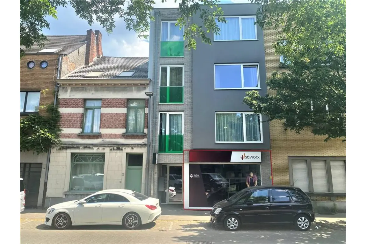 Handelszaak te  huur in Turnhout 2300 1000.00€  slaapkamers 123.00m² - Zoekertje 11984