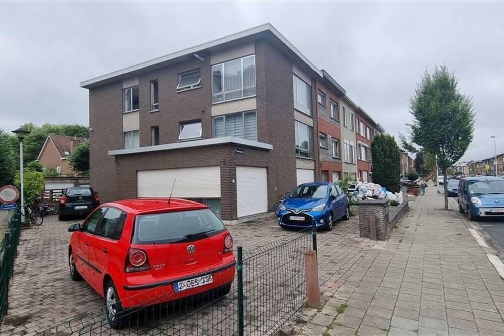 Appartementsgebouw te  koop in Borsbeek 2150 599000.00€ 6 slaapkamers 265.00m² - Zoekertje 1051418