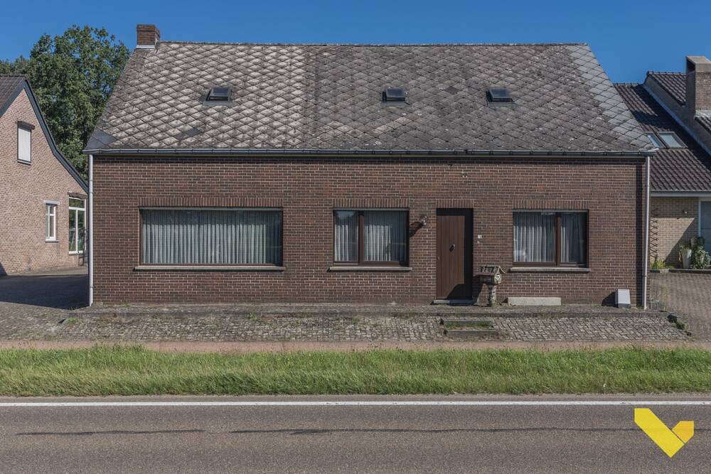 Huis te  koop in Varendonk 2431 349000.00€ 4 slaapkamers 228.00m² - Zoekertje 1210664