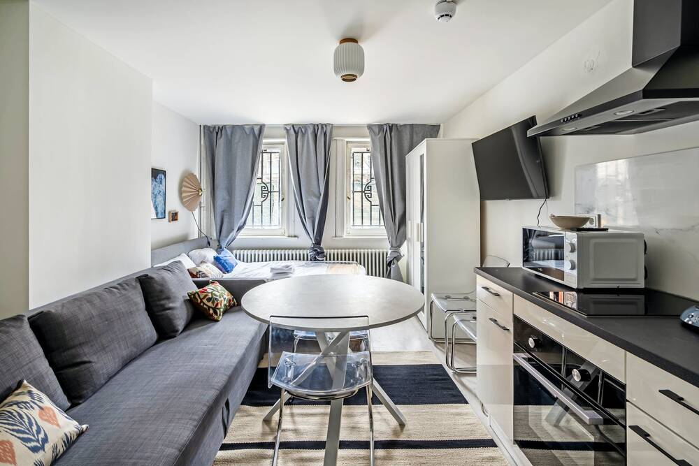 Appartement te  huur in Antwerpen 2000 1430.00€ 0 slaapkamers 30.00m² - Zoekertje 1140915