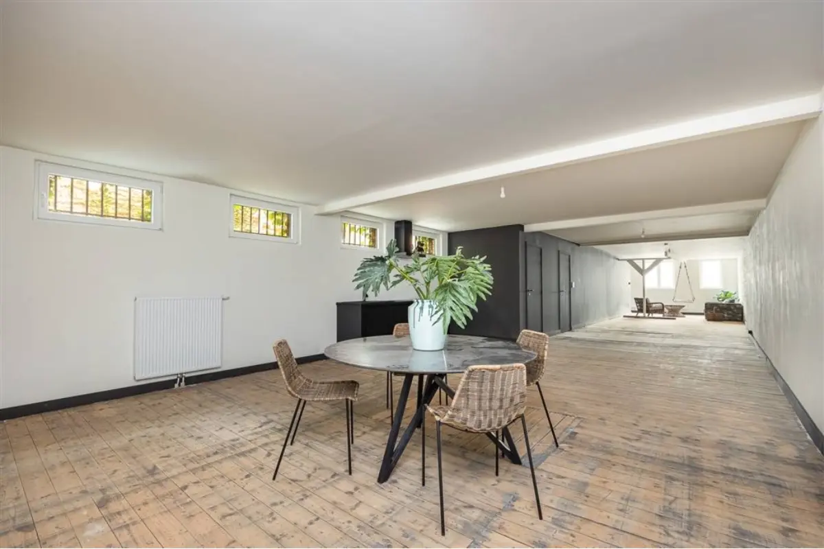 Handelszaak te  koop in Antwerpen 2060 275000.00€ 1 slaapkamers 127.00m² - Zoekertje 18147