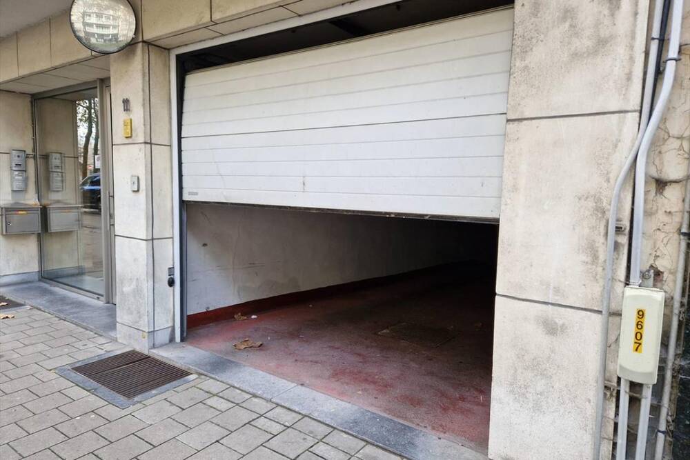 Parking & garage te  koop in Antwerpen 2018 25000.00€  slaapkamers 0.00m² - Zoekertje 1161933