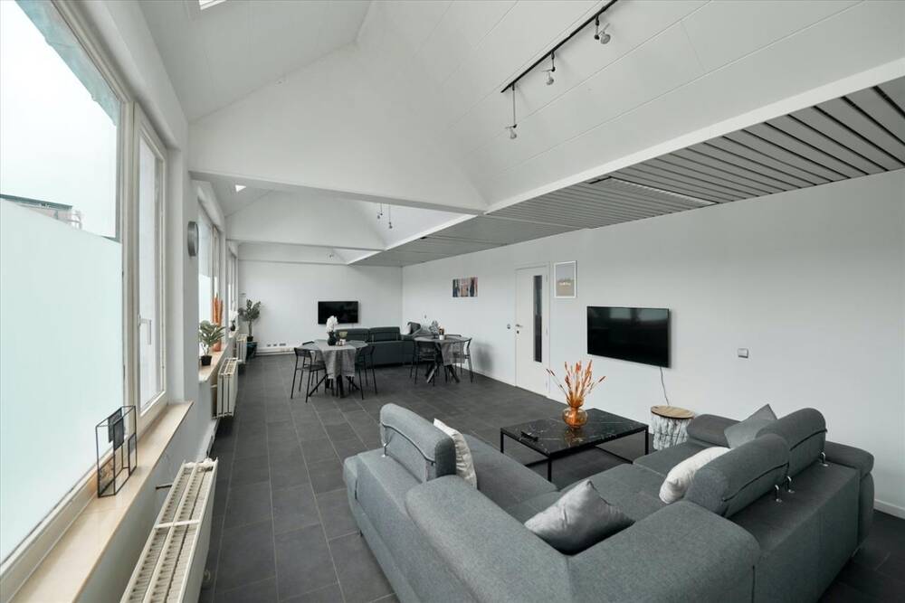 Appartement te  huur in Borgerhout 2140 5250.00€ 0 slaapkamers m² - Zoekertje 1163018