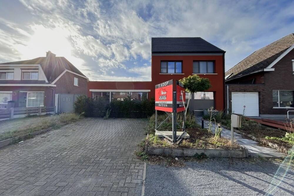 Huis te  koop in Varendonk 2431 349900.00€ 1 slaapkamers 280.00m² - Zoekertje 1167684