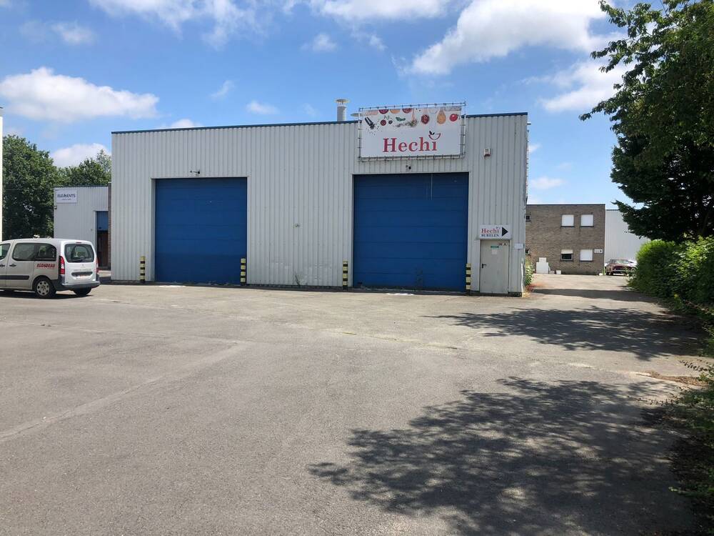 Handelszaak te  huur in Lint 2547 4459.00€  slaapkamers 783.00m² - Zoekertje 21823