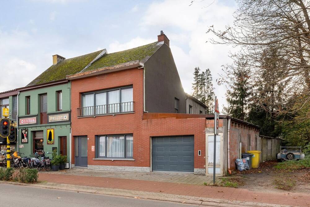 Huis te  koop in Kessel 2560 370000.00€ 4 slaapkamers m² - Zoekertje 1370512
