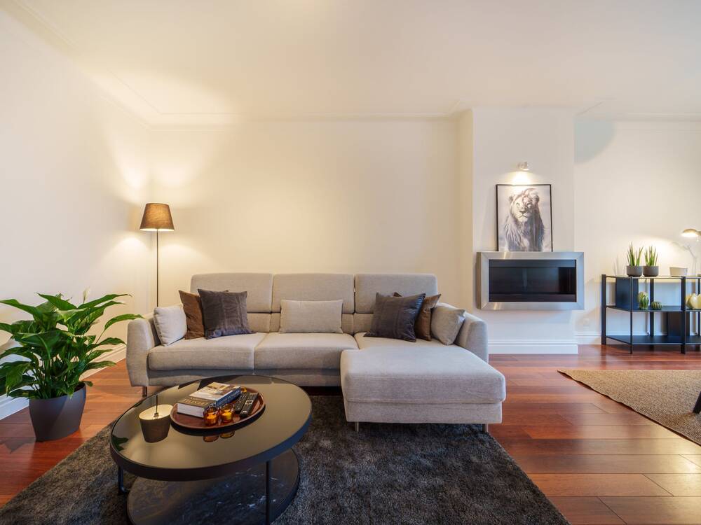 Appartement te  huur in Antwerpen 2060 2500.00€ 2 slaapkamers 110.00m² - Zoekertje 1218930