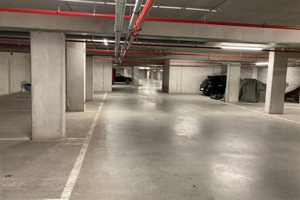 Parking & garage te  koop in Lier 2500 25000.00€  slaapkamers m² - Zoekertje 1241844