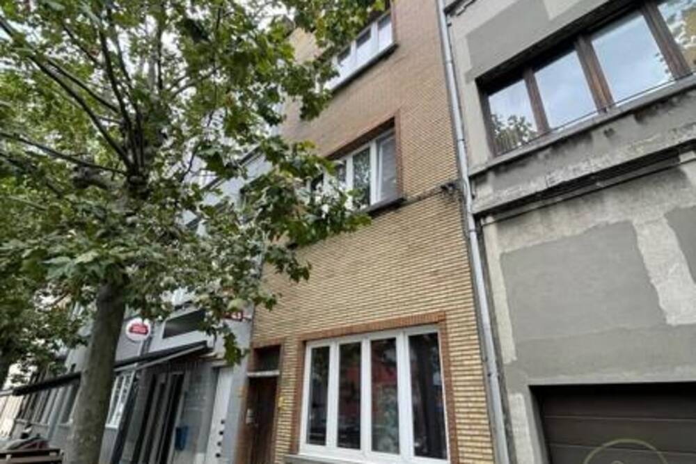 Appartementsgebouw te  koop in Antwerpen 2060 465000.00€  slaapkamers m² - Zoekertje 1254818
