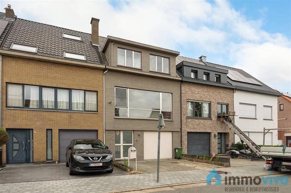 Huis te  koop in Kontich 2550 379000.00€ 3 slaapkamers 170.00m² - Zoekertje 1373743