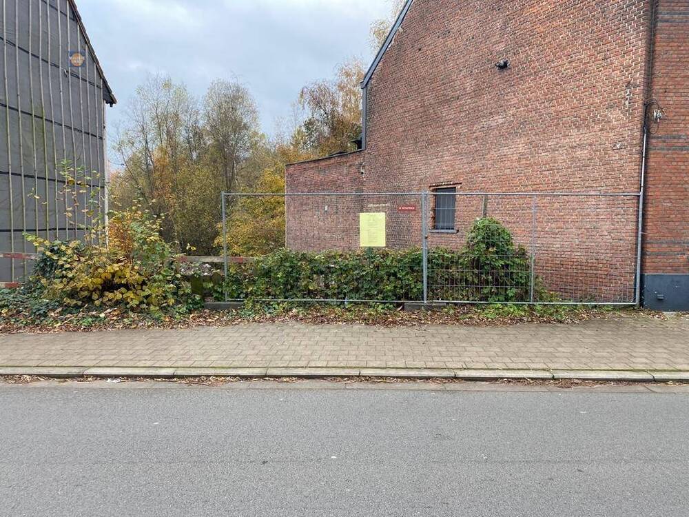 Bouwgrond te  koop in Boom 2850 130000.00€  slaapkamers m² - Zoekertje 31212