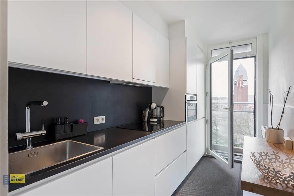 Appartement te  koop in Berchem 2600 280000.00€ 3 slaapkamers 78.00m² - Zoekertje 1292146