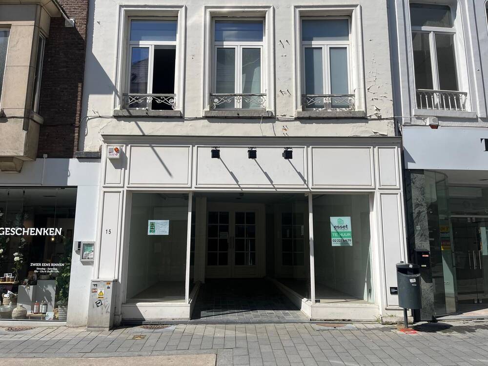 Handelszaak te huur in Lier 2500 3000.00€ slaapkamers 200.00m² - Zoekertje 35278