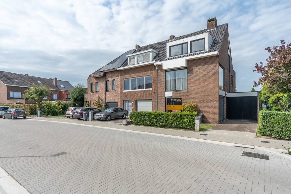 Huis te  koop in Turnhout 2300 325000.00€ 3 slaapkamers 292.00m² - Zoekertje 1304978