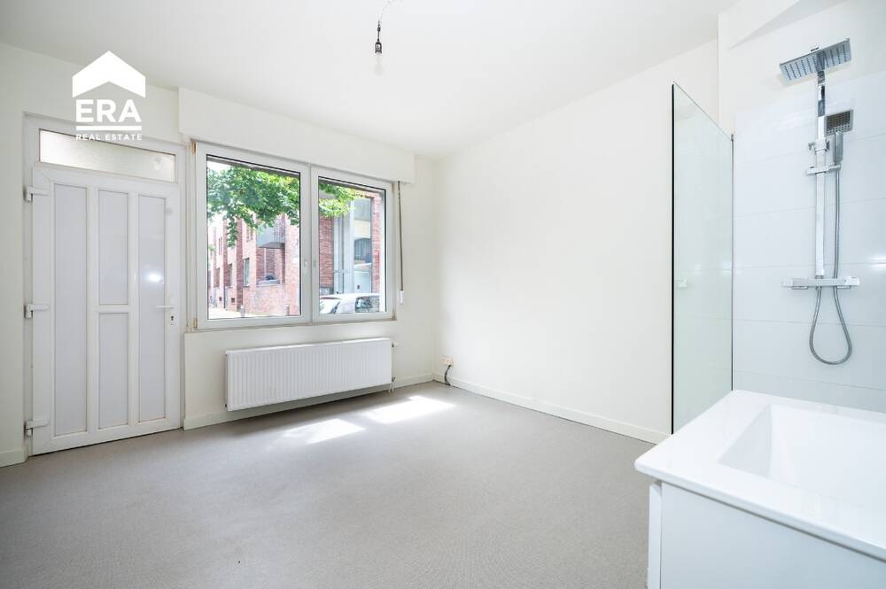 Appartement te  koop in Antwerpen 2060 143000.00€ 1 slaapkamers 53.00m² - Zoekertje 1317647