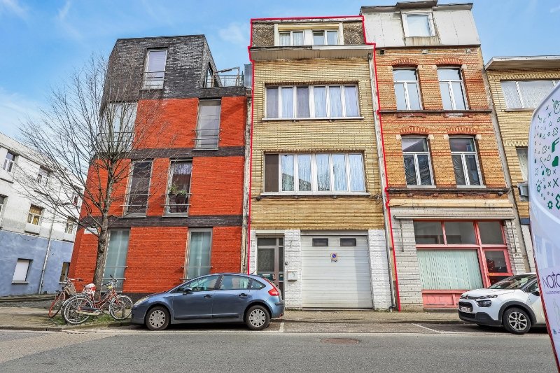 Huis te  koop in Antwerpen 2060 355000.00€ 5 slaapkamers 203.00m² - Zoekertje 1322900