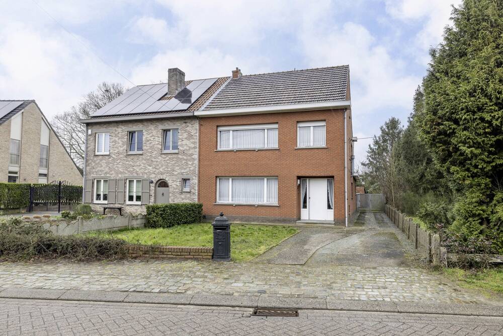 Huis te  koop in Zandhoven 2240 319000.00€ 3 slaapkamers 160.00m² - Zoekertje 1325244