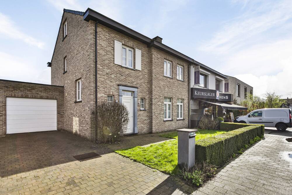 Huis te  koop in Turnhout 2300 479000.00€ 3 slaapkamers 228.50m² - Zoekertje 1329531