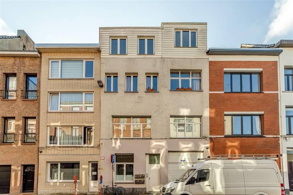 Huis te  koop in Antwerpen 2060 545000.00€ 6 slaapkamers 250.00m² - Zoekertje 1329624