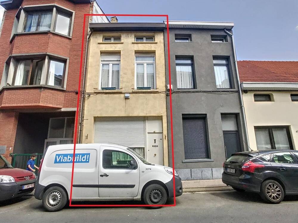 Huis te  koop in Borgerhout 2140 149000.00€ 2 slaapkamers 101.00m² - Zoekertje 1329619