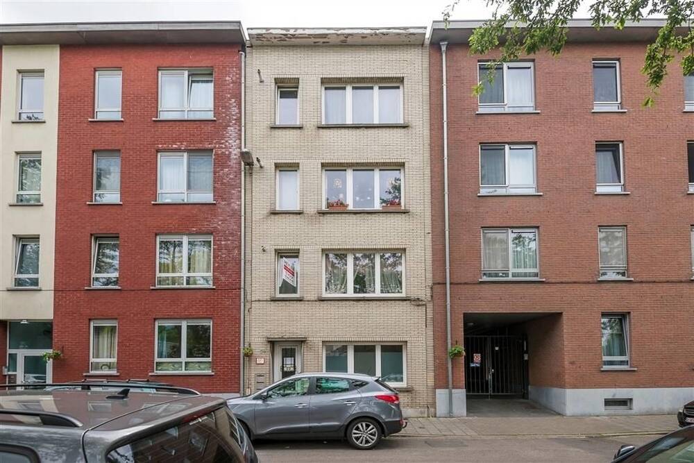 Appartement te  koop in Antwerpen 2060 145000.00€ 2 slaapkamers 75.00m² - Zoekertje 1331492