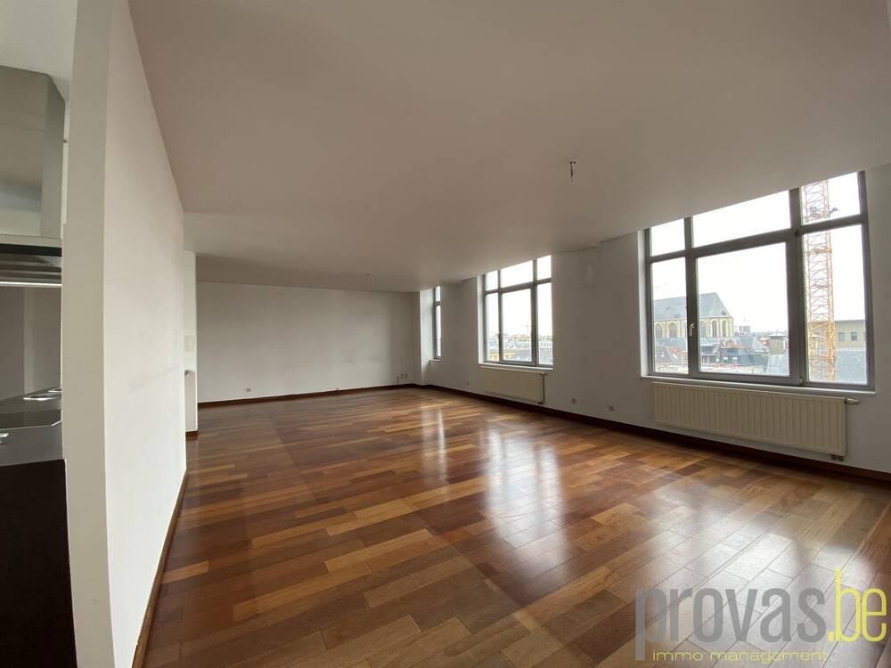 Appartement te  huur in Antwerpen 2000 1050.00€ 1 slaapkamers 121.00m² - Zoekertje 1331454