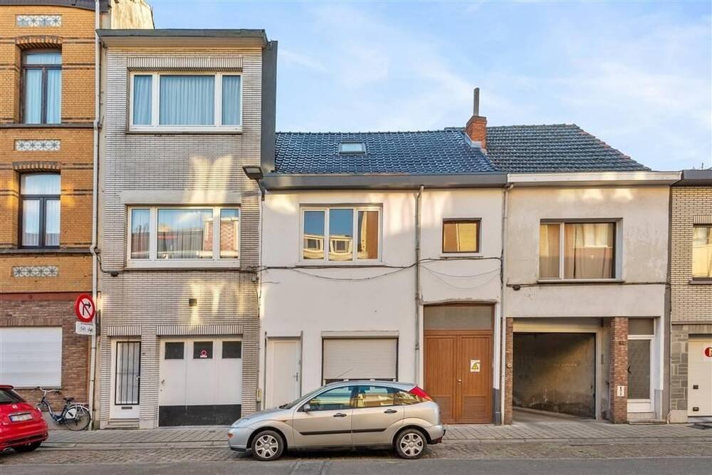 Huis te  koop in Borgerhout 2140 259000.00€ 4 slaapkamers 99.00m² - Zoekertje 1332533