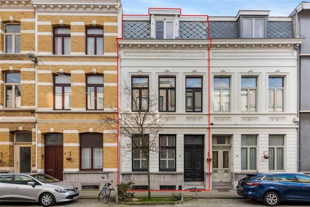 Huis te  koop in Borgerhout 2140 435000.00€ 4 slaapkamers 208.00m² - Zoekertje 1333999
