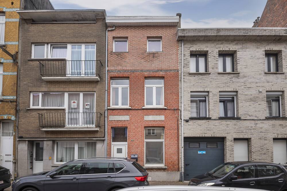 Huis te  koop in Antwerpen 2020 299000.00€ 5 slaapkamers 150.00m² - Zoekertje 1346642