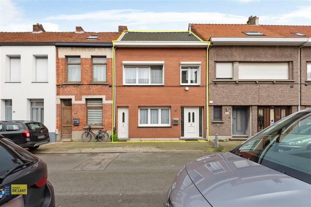 Huis te  koop in Ekeren 2180 235000.00€ 3 slaapkamers 131.00m² - Zoekertje 1346583