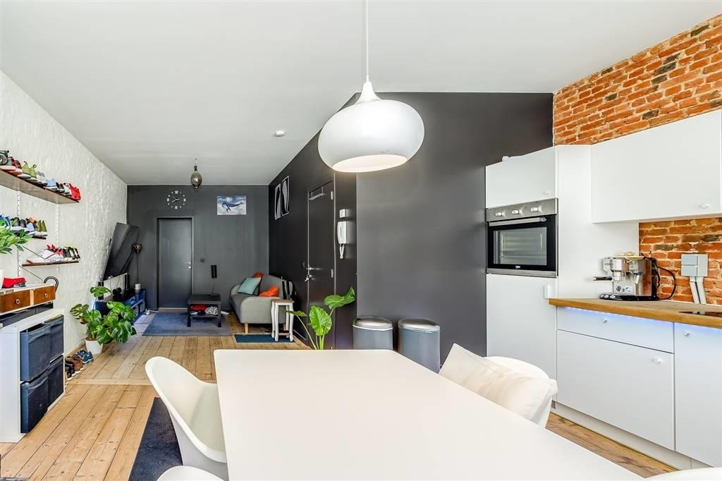 Appartement te  koop in Antwerpen 2060 199000.00€ 1 slaapkamers 62.00m² - Zoekertje 1355102