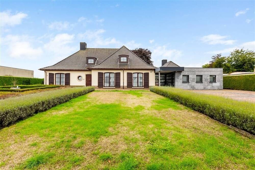 Huis te  koop in Lille 2275 595000.00€ 5 slaapkamers 455.00m² - Zoekertje 1356997