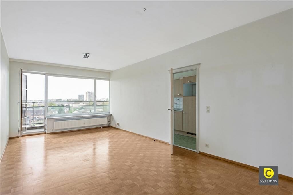 Appartement te  koop in Wilrijk 2610 182500.00€ 2 slaapkamers 90.00m² - Zoekertje 1358518