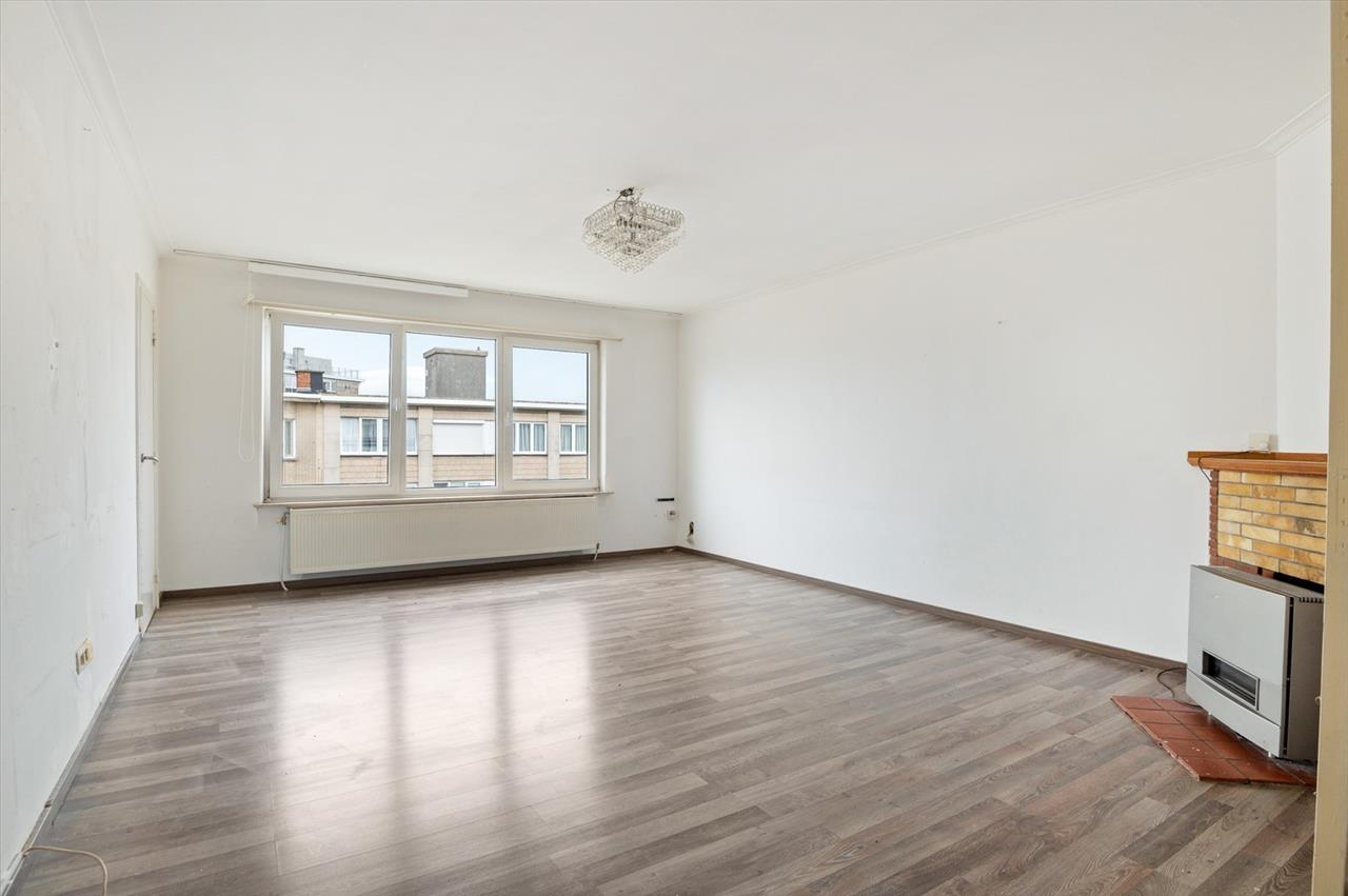 Appartementsgebouw te  koop in Deurne 2100 192000.00€ 2 slaapkamers 83.00m² - Zoekertje 1358542