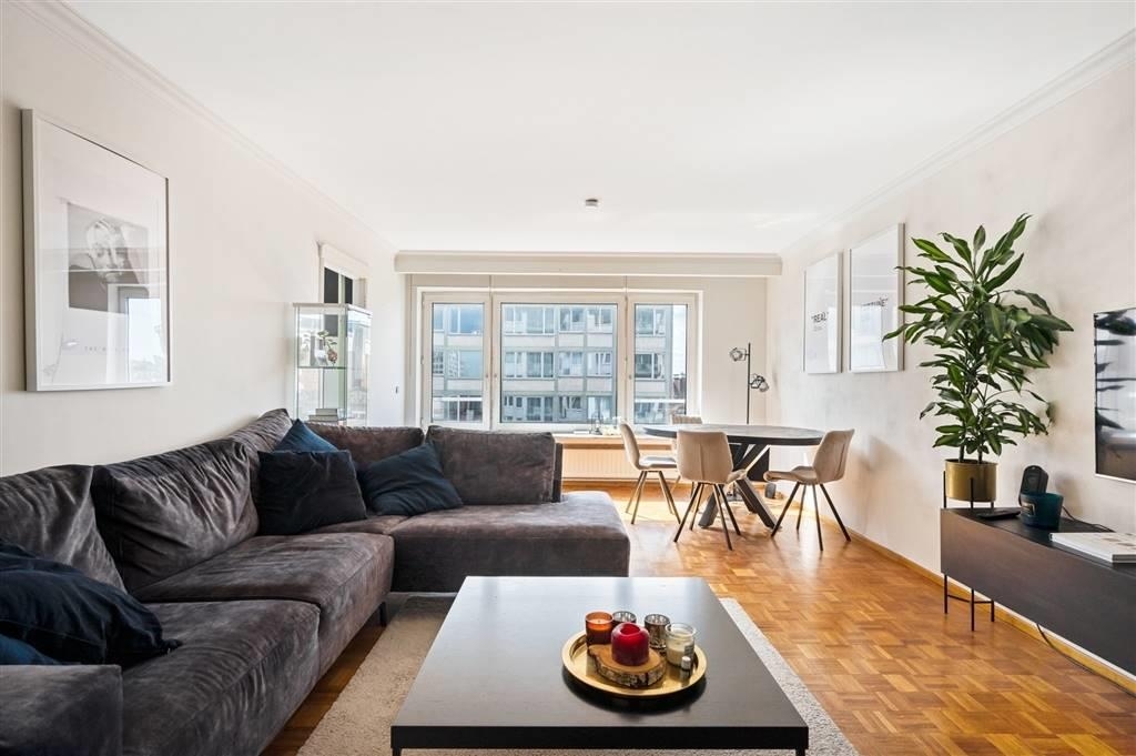Appartement te  koop in Borgerhout 2140 235000.00€ 2 slaapkamers 85.00m² - Zoekertje 1358455