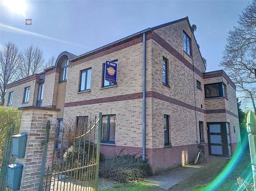 Appartement te  huur in Willebroek 2830 1420.00€ 5 slaapkamers 175.00m² - Zoekertje 1359306