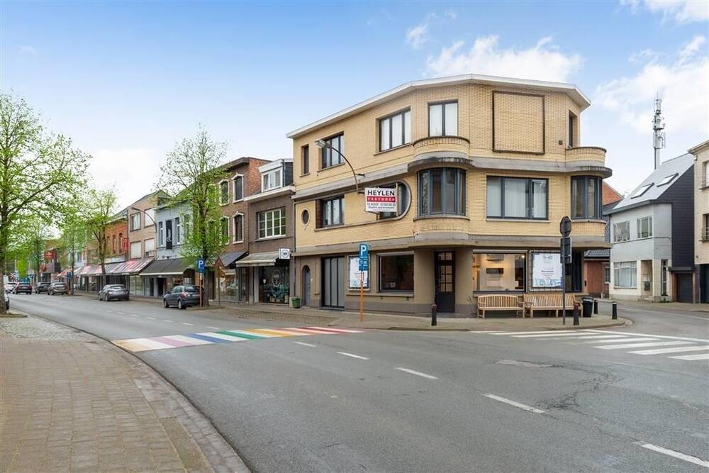 Appartement te  koop in Nijlen 2560 289000.00€ 4 slaapkamers 250.00m² - Zoekertje 1380035