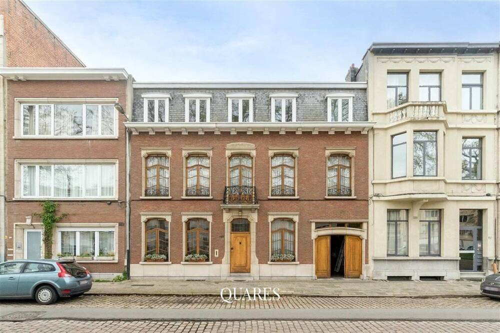 Huis te  koop in Deurne 2100 1250000.00€ 5 slaapkamers 500.00m² - Zoekertje 1380880