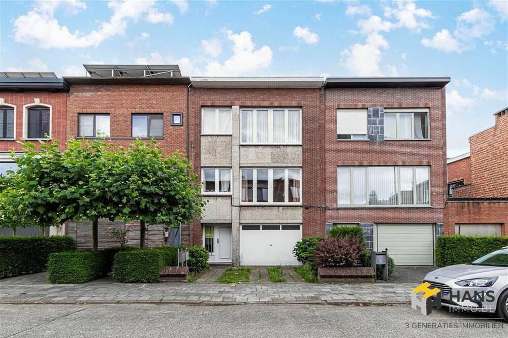 Appartementsgebouw te  koop in Berchem 2600 469000.00€ 4 slaapkamers 156.00m² - Zoekertje 1383854